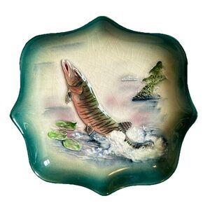Decorative Fish Plate with Green and Cream Accents